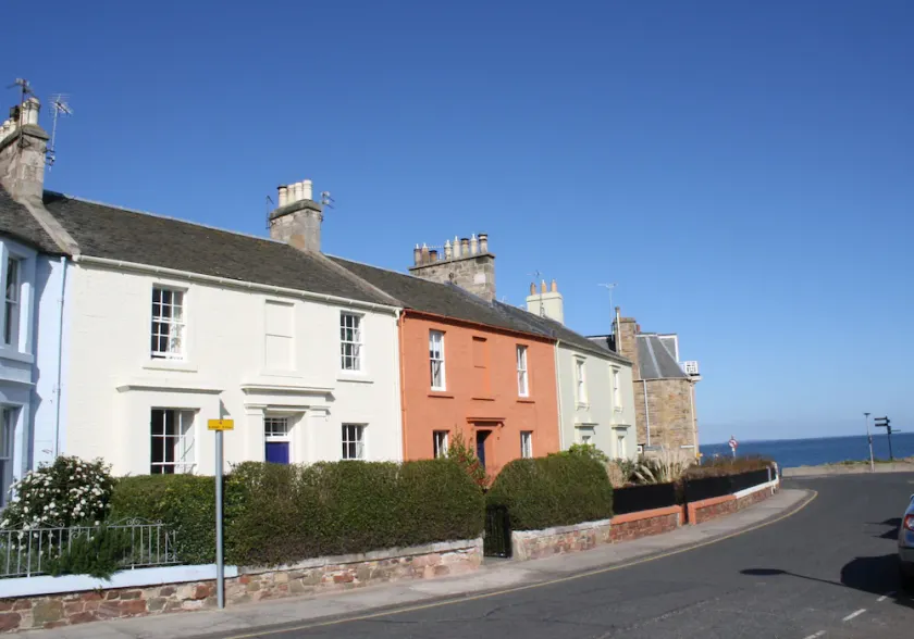 Perfectly located for town and beach - Victorian terraced house near East Beach. Sleeps 7 - Image 1