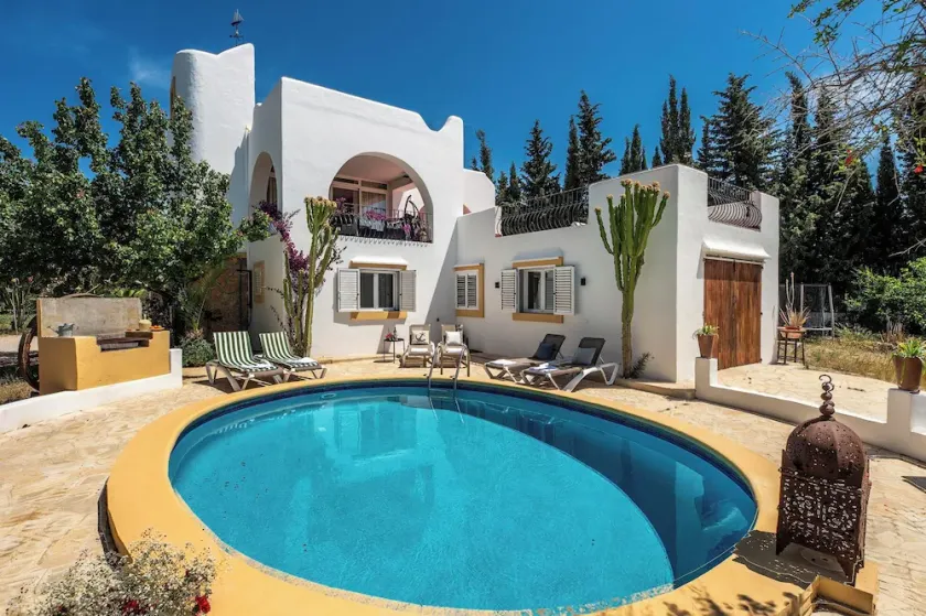 Green & Blue Villas - Villa Can Truyet - Image 1
