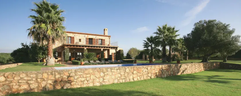 Nobile finca di nuova costruzione con classe e comfort in un paesaggio mozzafiato. - Image 1