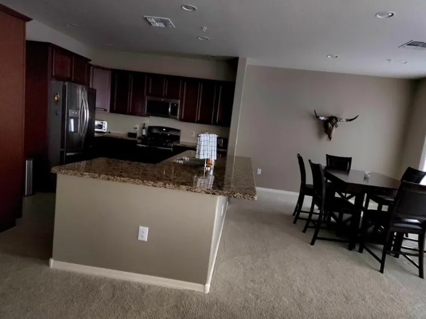 Spacious 1800sqft Condo with Mountain View’s next to Dove Valley Ranch Golf Club - Image 1