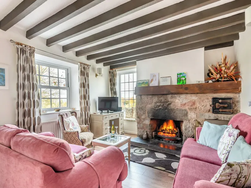 TY NEWYDD Y GRAIG - 28017 - Image 1