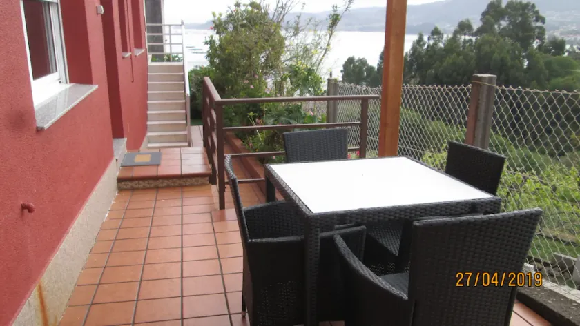 Bueu: Lejlighed med terrasse og havudsigt 300 meter fra stranden - Image 1