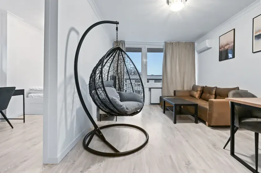 Śródmieście Warsaw Muranów Apartments with Parking by Noclegi Renters - Image 1