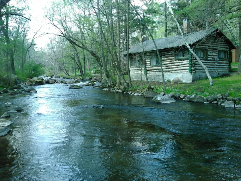 Unique Cabin in Waushara County - Image 1