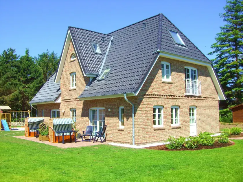 Holiday house in Süddorf on the Amrum island, island, national park, close to th - Image 1