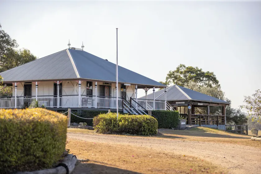Somerset Sunset - Exclusive Use of Entire Property - Image 1