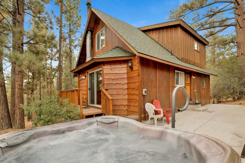 Living Log Cabin#1494 - Image 1