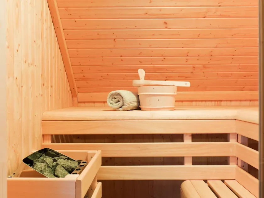 Holiday home with sauna and hot tub - Image 1