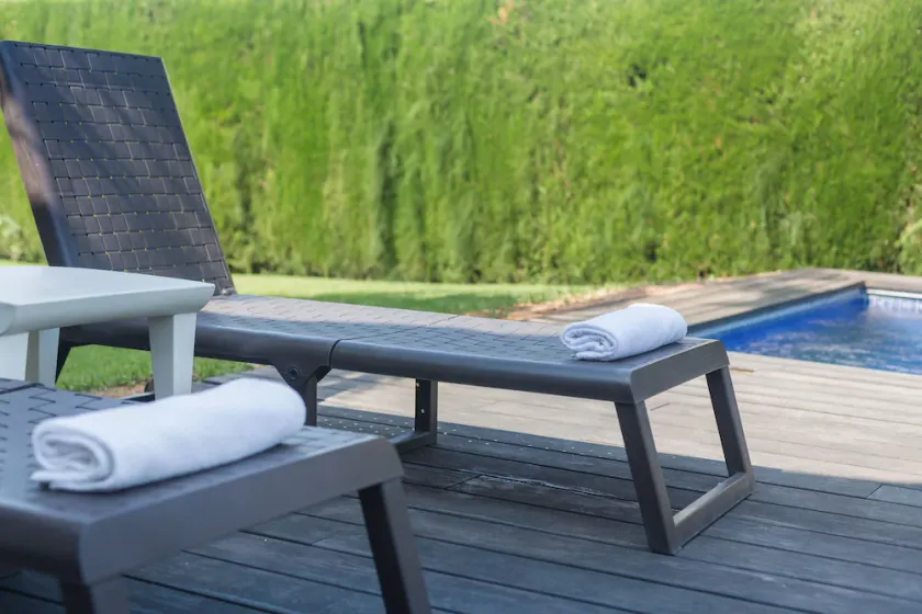 BUGANVILLA HUS, LUKSUS NÆSTE HAVET. Strand, pool og have, grill, luft, wifi - Image 1
