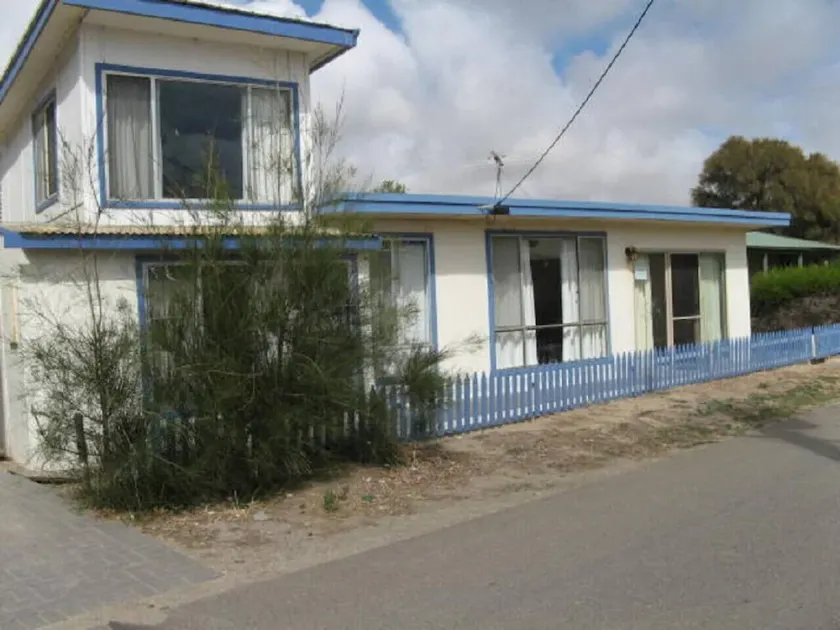Shack 1345, Myponga Beach - Image 1