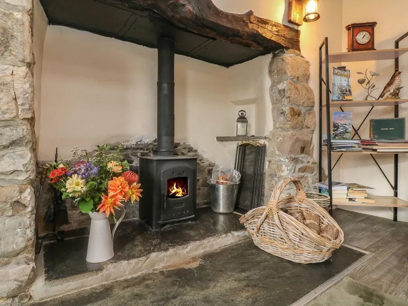 Tea Cosy Cottage - Image 1