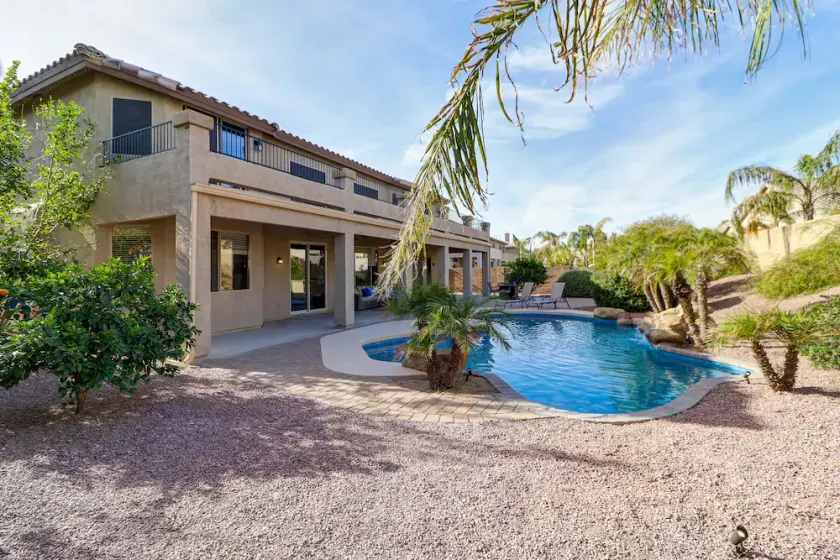AMAZING home Close to Stadiums! HEATED Pool! SPACE for the whole Family! - Image 1