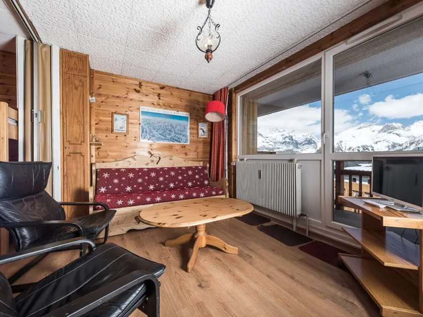 Grand studio cabine idéal 4 pers, animaux admis, balcon exposé Est - Image 1