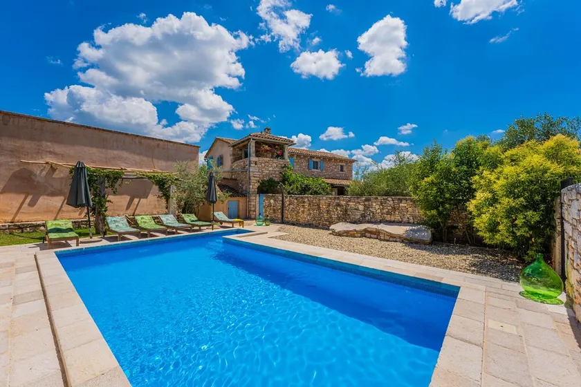 Villa 1852/22479 (Istria - Barban), 12500m from the beach - Image 1
