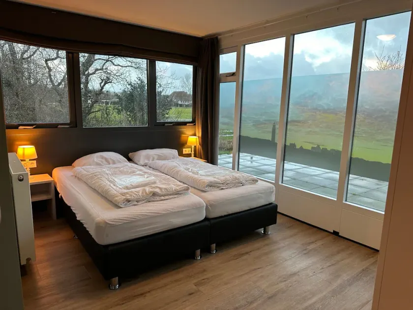 COZY ACCOMMODATION WITH WIFI, LOCATED ON TEXEL - Image 1