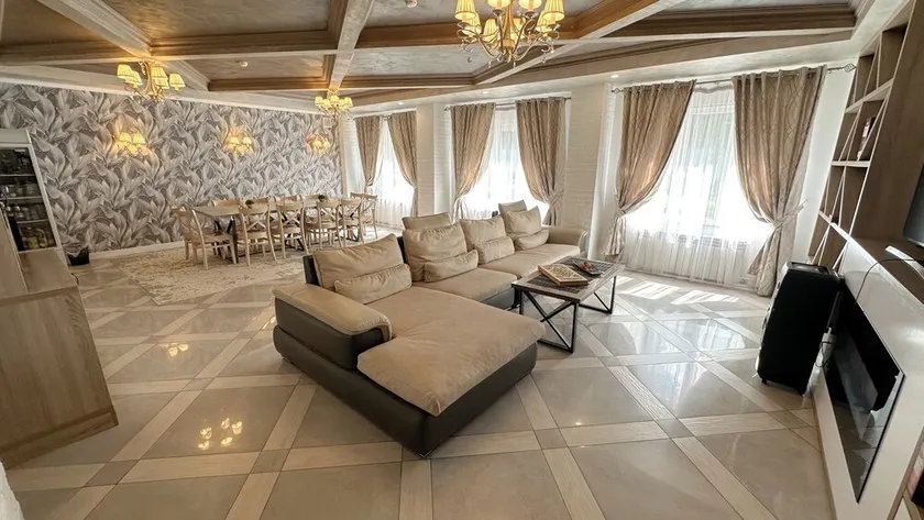 Resident Hotel Almaty - Image 1