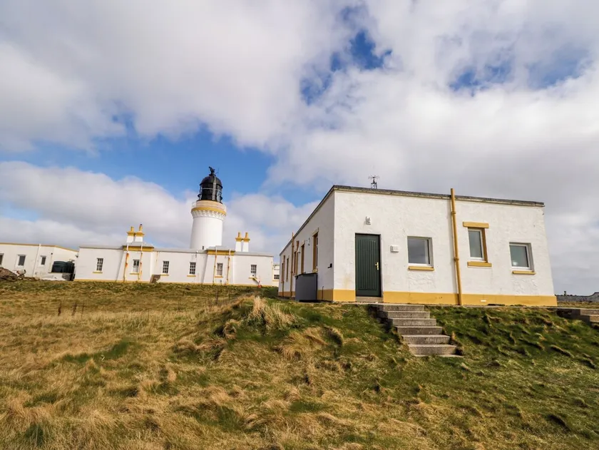 The Lighthouse Keepers Cabin - Image 1