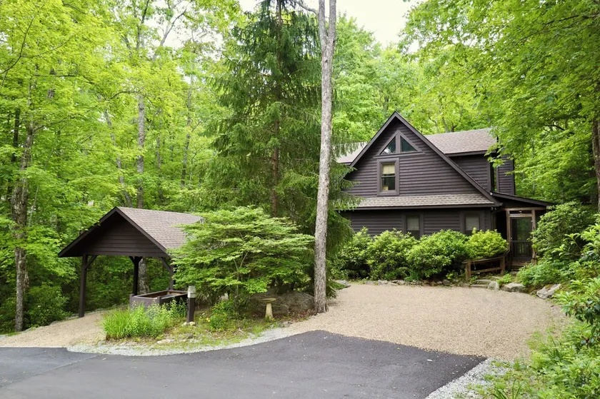 Creekwood Cottage: Serene Screen Porch,Gas Fireplaces,Pond Access | Pet Friendly - Image 1