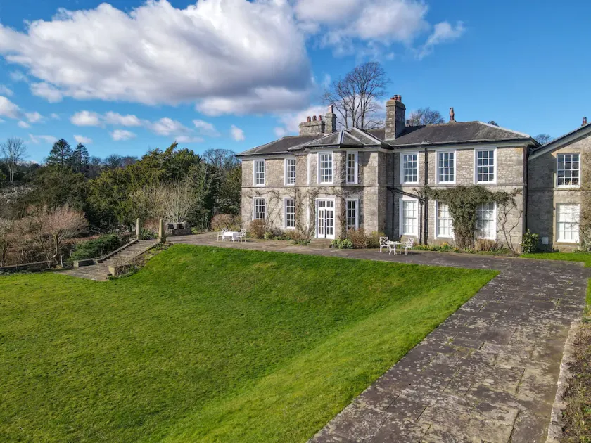 Halecat House - Large Georgian House with Garden (Dog-friendly). - Image 1