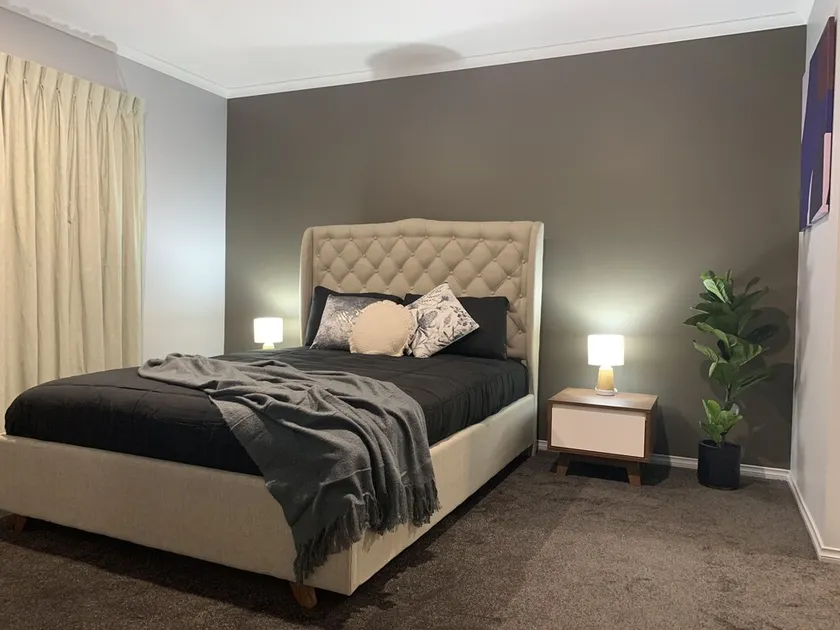 Bekvämt hus med 4 sovrum i South Shepparton - Image 1