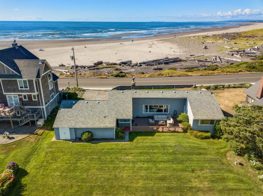 SeaView:~}Sttoll2Beach~A+Ocean/Mt/Golf Views~Hottub~Bikes~DogsOK~Cornhole-Patio - Image 1