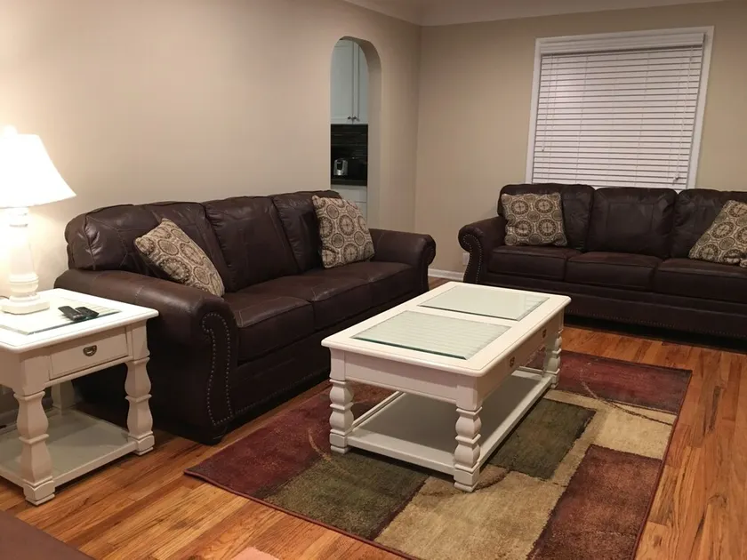 Awesome remodeled house! - Image 1
