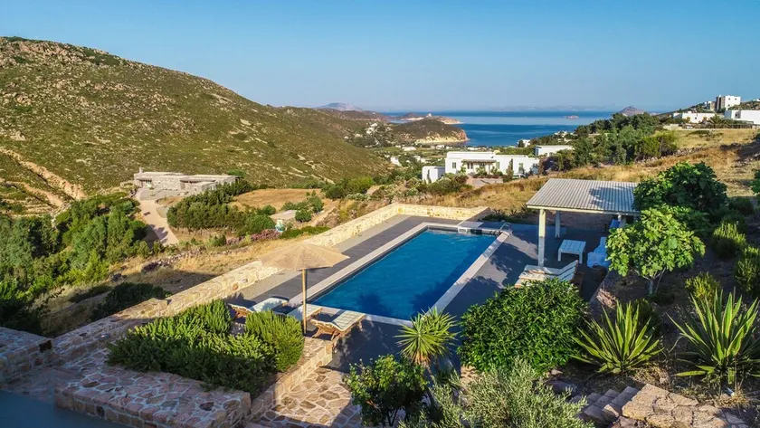 Lyxhus med pool och mediteransk mat - Image 1