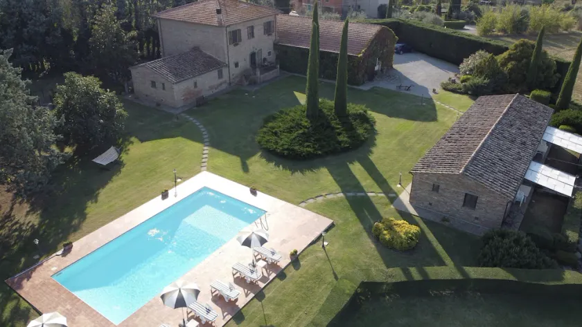 Vacation apartments in the countryside near Cortona - Image 1