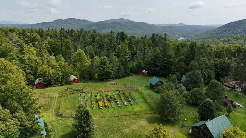 Glamp Thomas On Adk Farm Offers Privacy, Stargazing And Mountain Views - Image 1