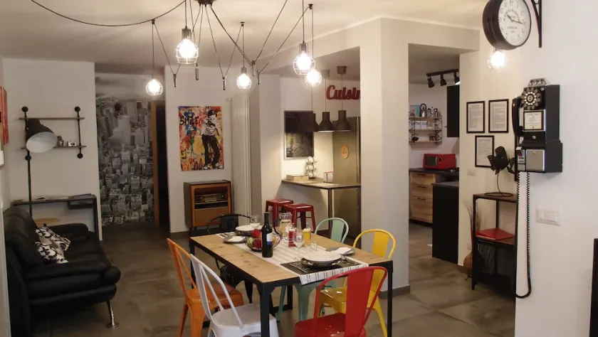 La casa del perro negro: todos NUEVO apartamento retro e industrial cerca de Bari - Image 1