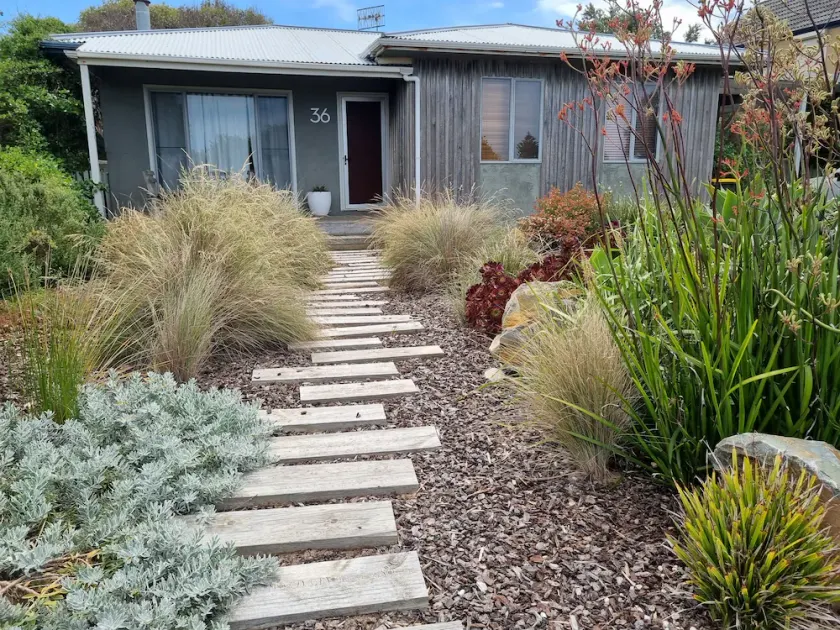 Relaxing cosy shack close to beach - Image 1
