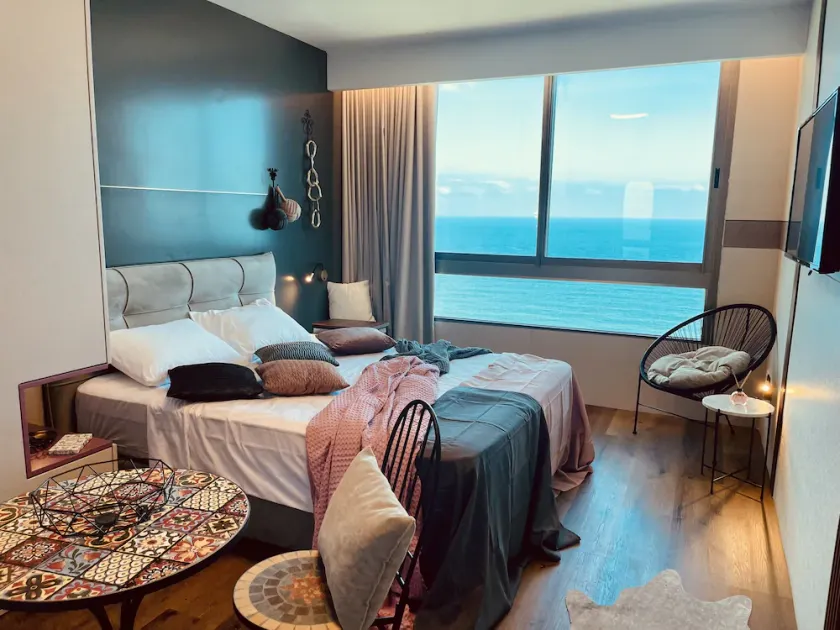 C Tower Apartments - Image 1