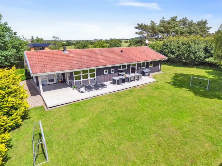 \"Jorinde\" - 1km from the sea by Interhome - Image 1