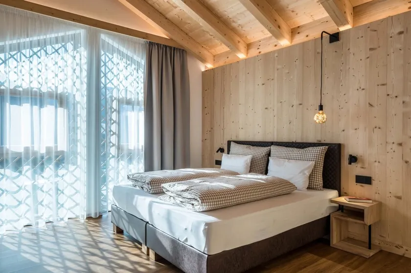 Appartement \"Les Ciases Chalets Dolomites Apt 6\" avec balcon privé, sauna partagé et Wi-Fi. - Image 1