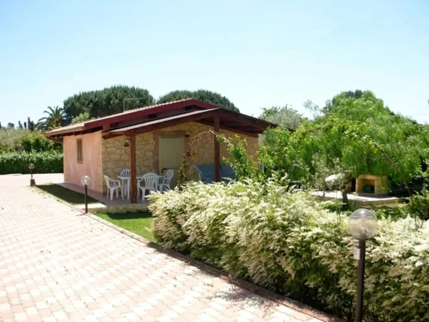 ALGHERO HAUS URLAUB UNABHÄNGIG MIT GARTEN - Image 1