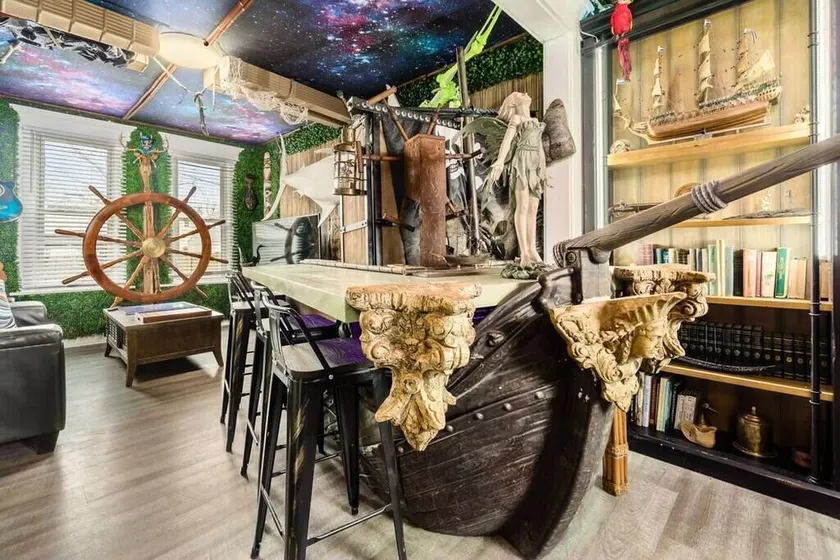 ★ Hook’s Lair ★ 4 BR Home w/ Barcade ★ Close to Downtown/Nationwide/German Vil★  - Image 1