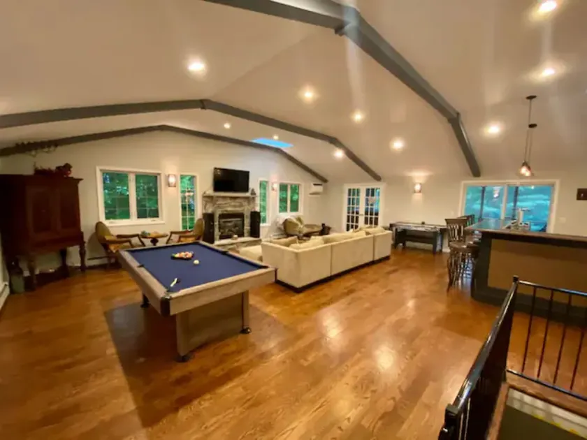 House by a Stream 6BR/4BA w/ a Sauna & Hot Tub - Image 1