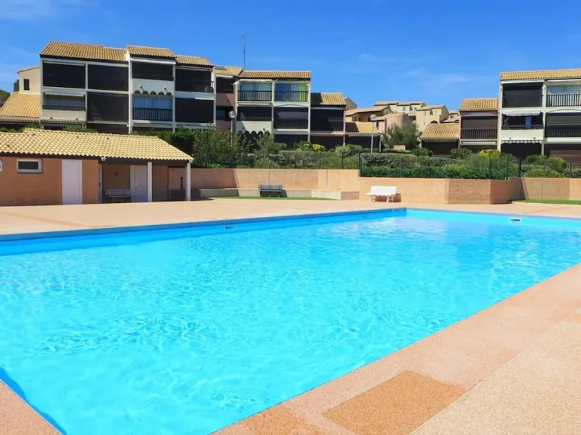 T2 Mezzanin-Villa - Klimaanlage - Veranda - Parkplatz - Pool - 6 Pers - Image 1