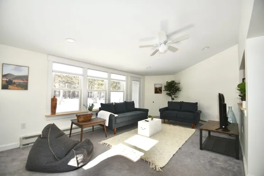 Whispering Pine 3BR 2Bath In Central Brunswick& Topsham - Image 1