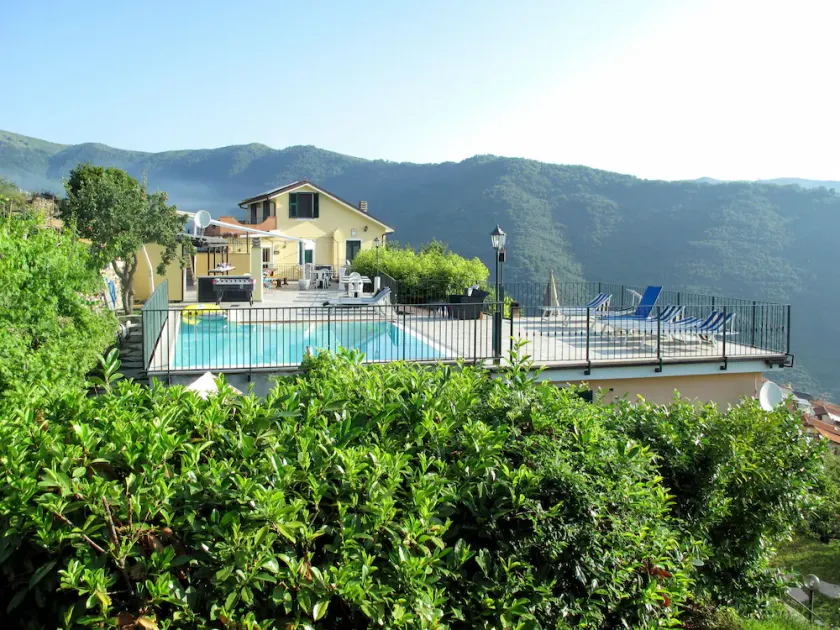 Charmante Wohnung mit Terrasse, Garten und Grill | Meerblick - Image 1