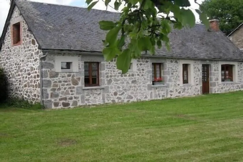 Rental Cottage St Merd La Breuille - Country House. - Image 1