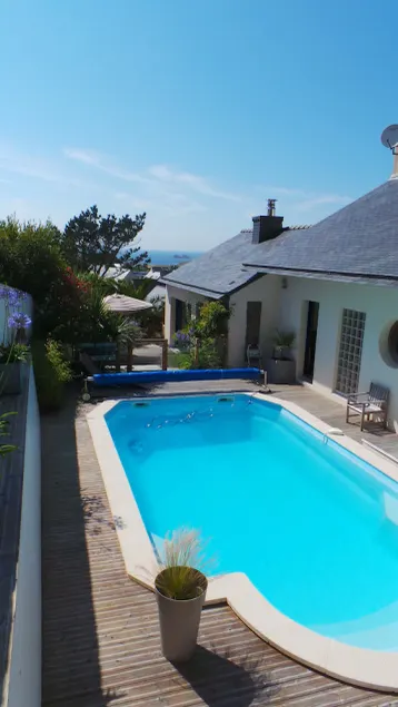 VILLA COM VISTA DE PISCINA AQUECIDA DO MAR DE IROISE E OUESSANT Island - Image 1