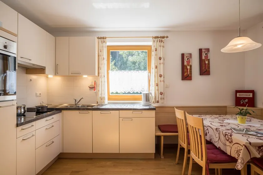 Apartment \"Alpenrose - Mesnerhof\" with Mountain View, Wi-Fi, Terrace & Garden - Image 1