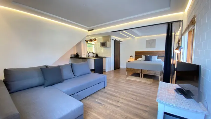 LOVE IN NAVALON!! - COMFORTABLE RELAX APARTMENT - Image 1
