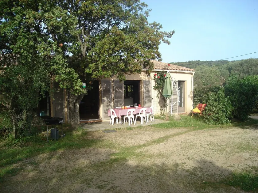detached house in the countryside 9km from the sea - Image 1