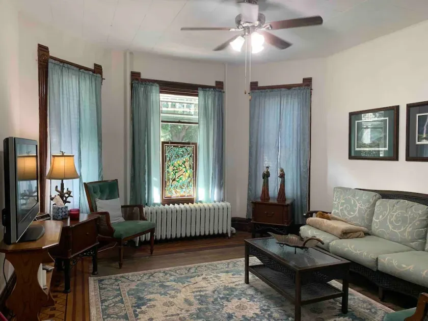 VICTORIAN VACAY 3 BR Sleeps 10 - Image 1