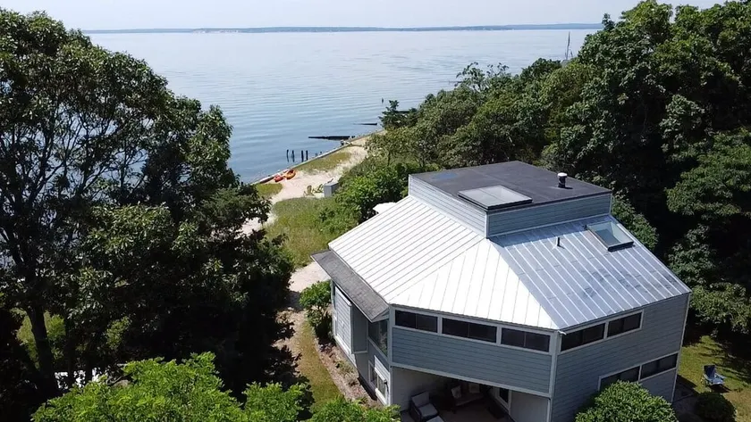 Stunning Beachfront Home ~ 5BR/3BA Family Friendly - Image 1