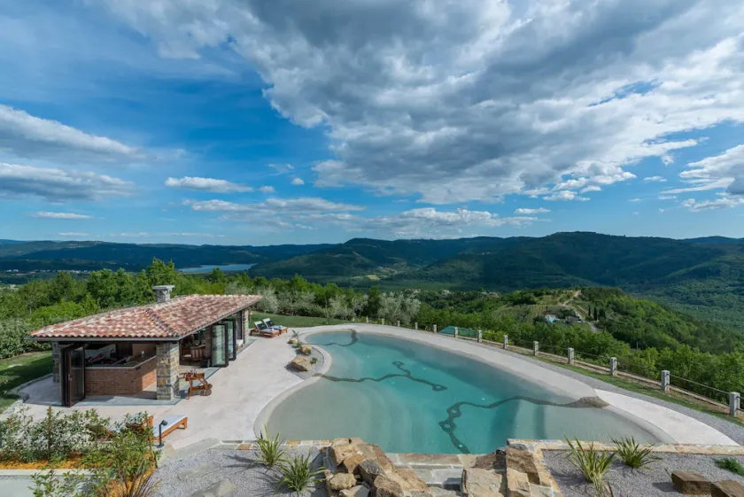 Villa Casa Lirio with Pool - Image 1