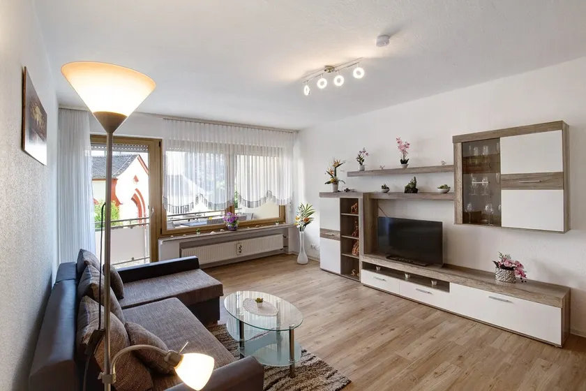 Apartamento 'Ferienwohnung Moni' com varanda e Wi-Fi - Image 1