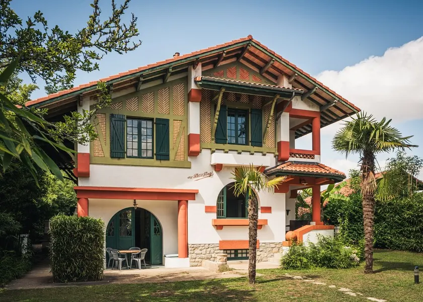 Comfortable Basko-Landaiser-Villa near the sea with terrace and garden - Image 1